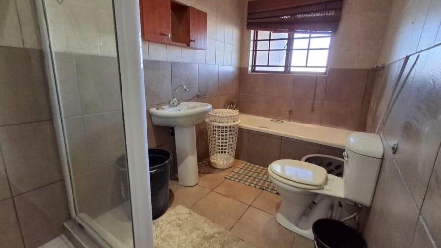 To Let 2 Bedroom Property for Rent in Reyno Ridge Mpumalanga