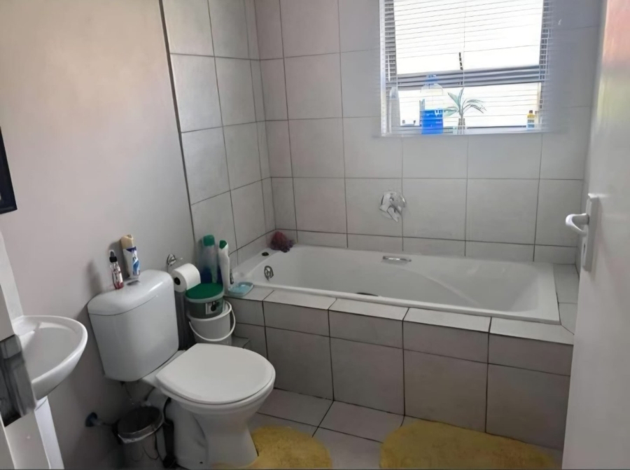 To Let 3 Bedroom Property for Rent in Terra Nova Mpumalanga