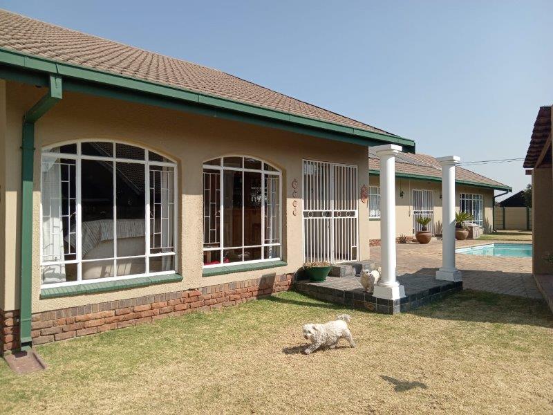 5 Bedroom Property for Sale in Kriel Mpumalanga
