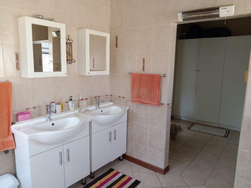 5 Bedroom Property for Sale in Kriel Mpumalanga