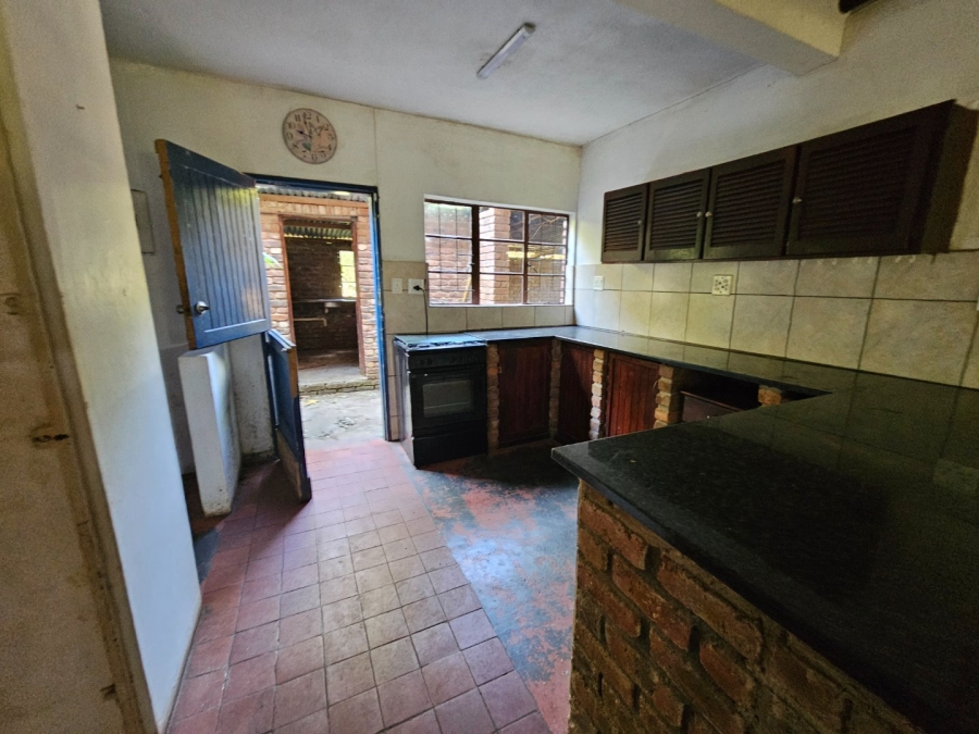 To Let commercial Property for Rent in White River Rural Mpumalanga
