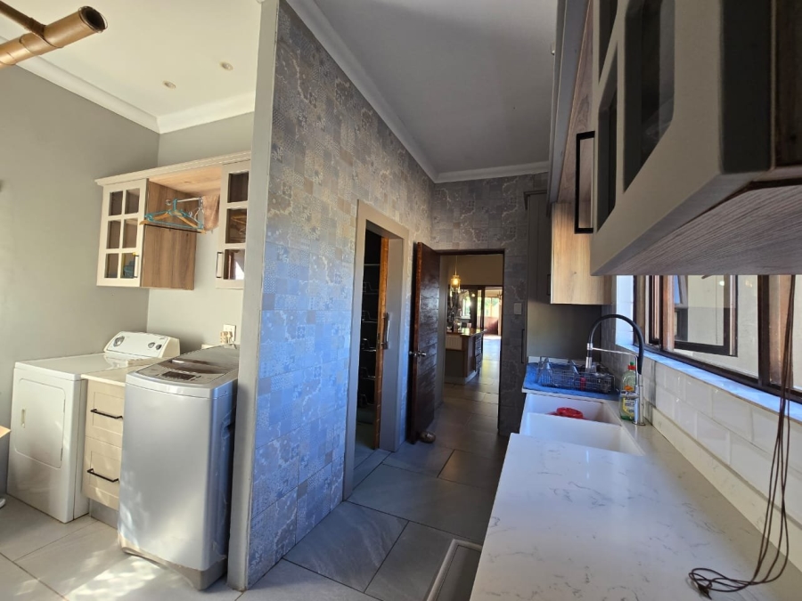 4 Bedroom Property for Sale in Noordsig Landgoed Estate Mpumalanga