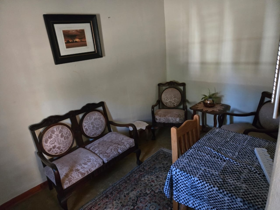 To Let commercial Property for Rent in White River Estates Mpumalanga