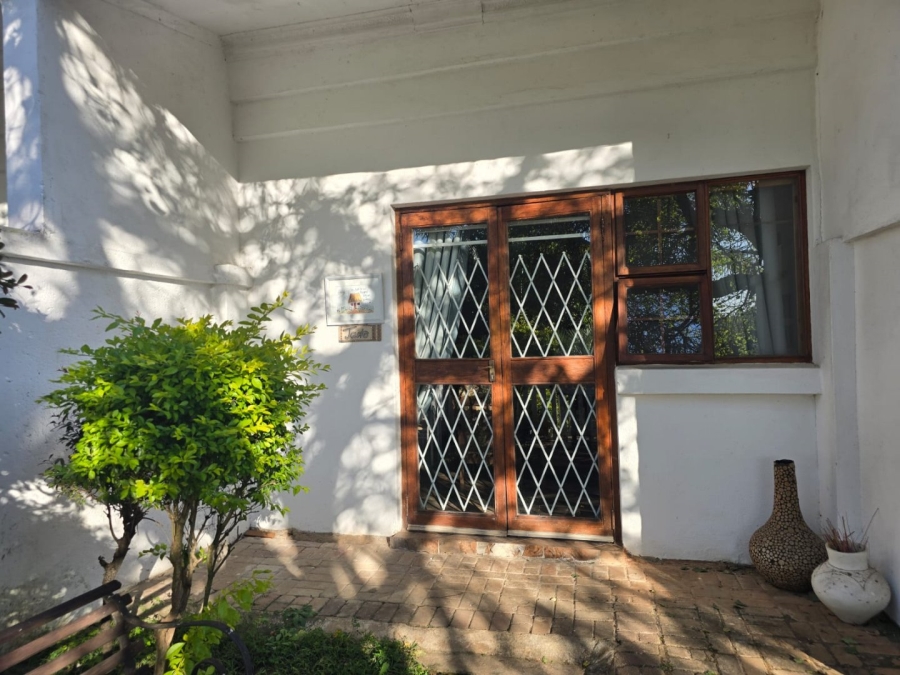 To Let commercial Property for Rent in White River Estates Mpumalanga
