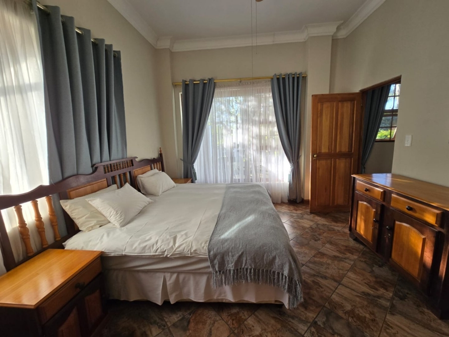 To Let commercial Property for Rent in White River Estates Mpumalanga