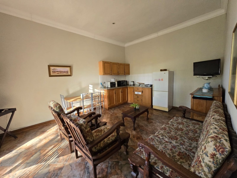 To Let commercial Property for Rent in White River Estates Mpumalanga