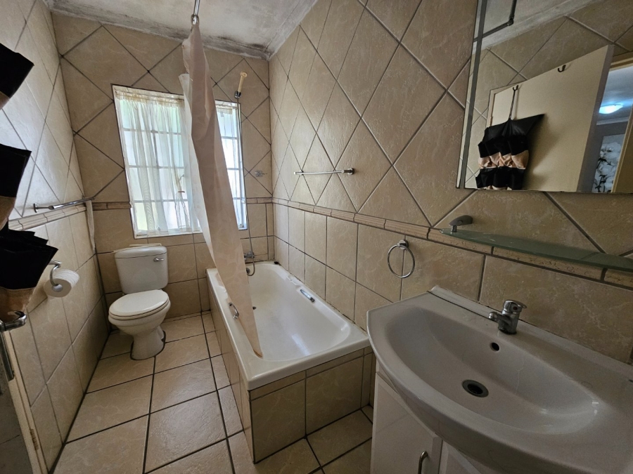 To Let  Bedroom Property for Rent in White River Ext 16 Mpumalanga