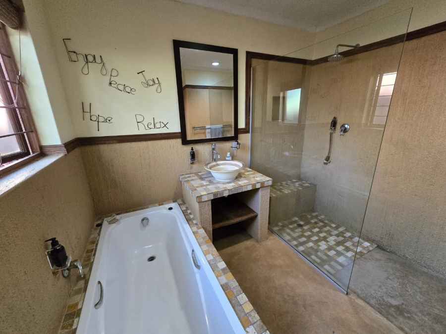  Bedroom Property for Sale in White River Rural Mpumalanga