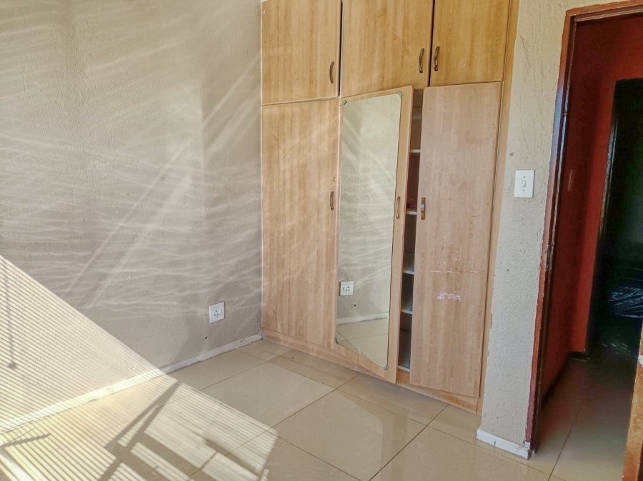 6 Bedroom Property for Sale in White River Ext 18 Mpumalanga