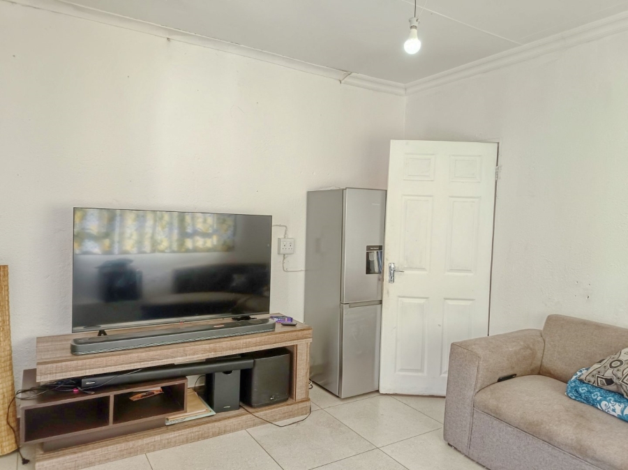 6 Bedroom Property for Sale in White River Ext 18 Mpumalanga