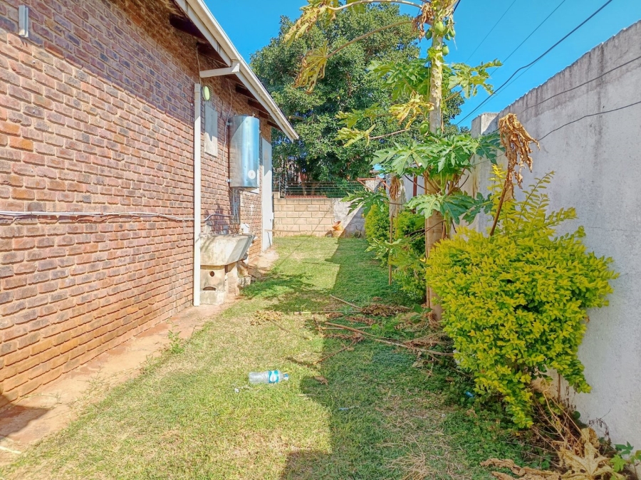 6 Bedroom Property for Sale in White River Ext 18 Mpumalanga