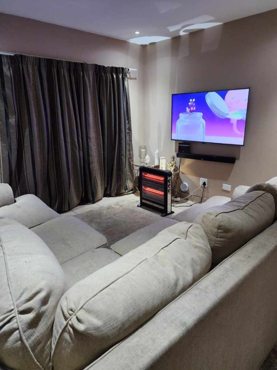 2 Bedroom Property for Sale in Reyno Ridge Mpumalanga