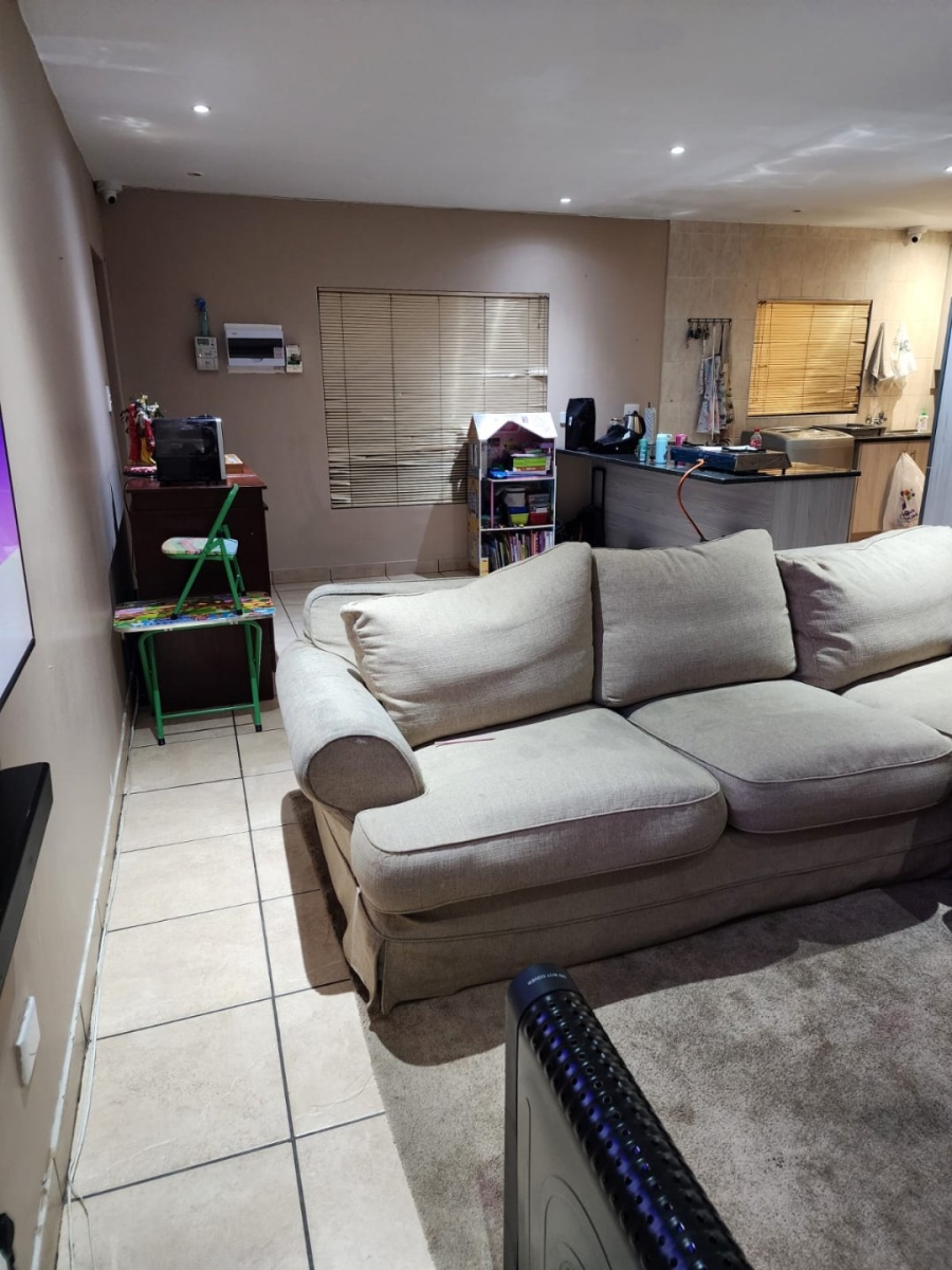 2 Bedroom Property for Sale in Reyno Ridge Mpumalanga