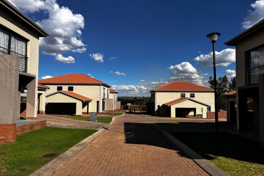 3 Bedroom Property for Sale in Jackaroo Park Mpumalanga