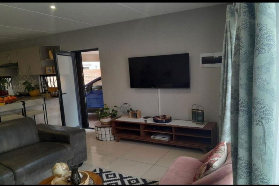 3 Bedroom Property for Sale in Jackaroo Park Mpumalanga