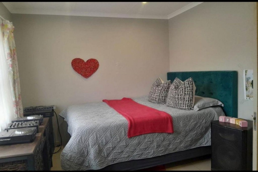 3 Bedroom Property for Sale in Jackaroo Park Mpumalanga