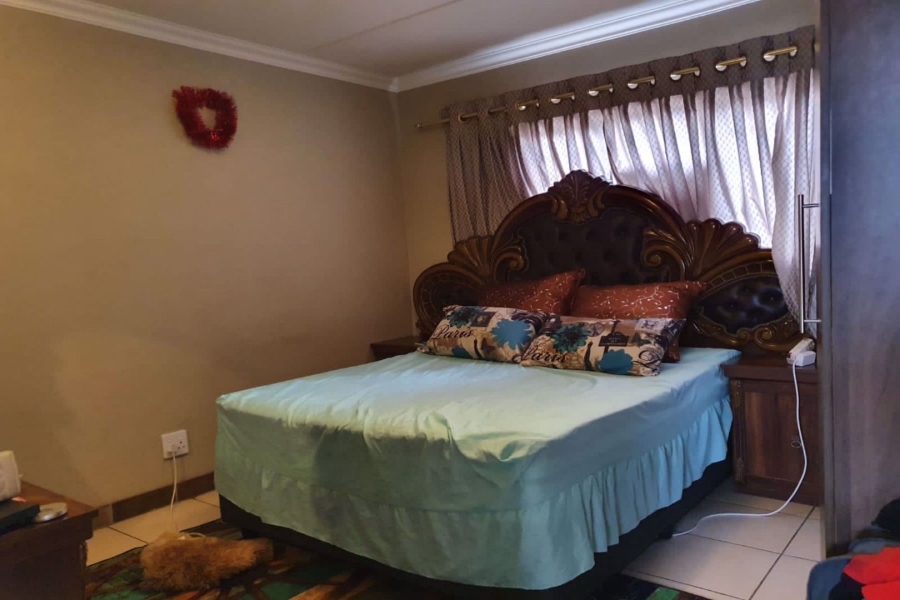 2 Bedroom Property for Sale in Witbank Mpumalanga