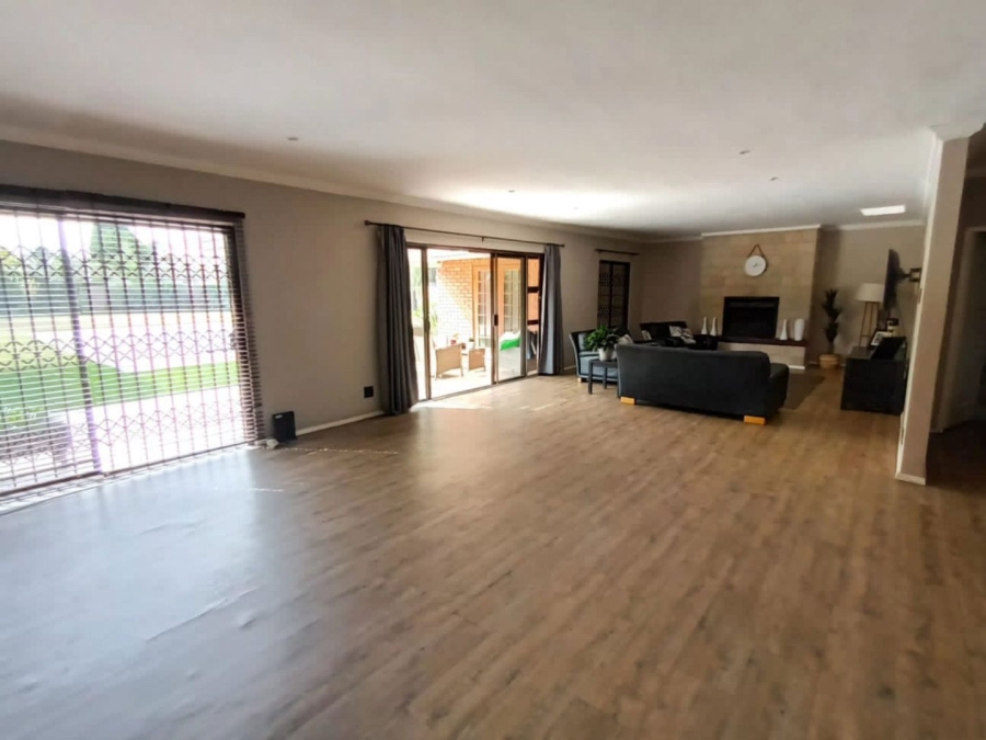 3 Bedroom Property for Sale in Reyno Ridge Mpumalanga