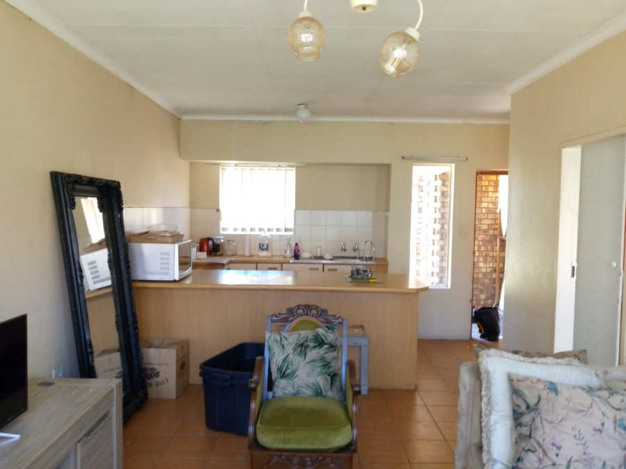 To Let  Bedroom Property for Rent in Middelburg Central Mpumalanga