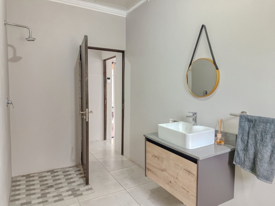 To Let 4 Bedroom Property for Rent in White River Ext 9 Mpumalanga