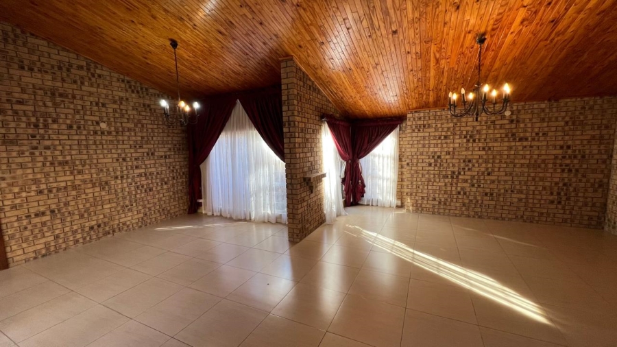 4 Bedroom Property for Sale in Secunda Mpumalanga