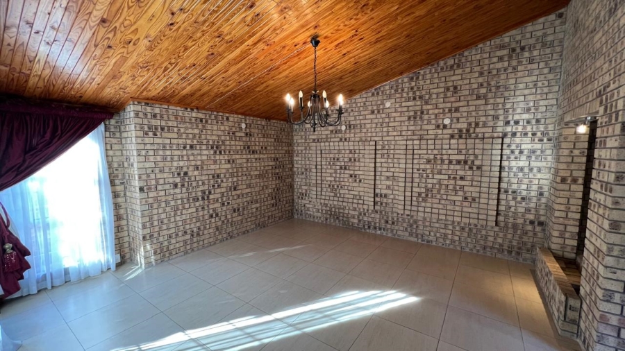 4 Bedroom Property for Sale in Secunda Mpumalanga