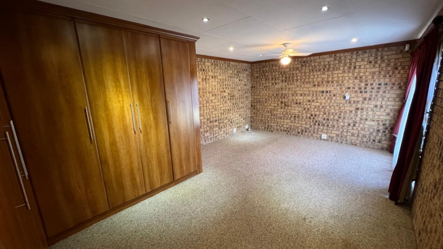 4 Bedroom Property for Sale in Secunda Mpumalanga
