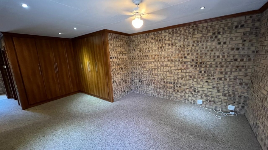 4 Bedroom Property for Sale in Secunda Mpumalanga