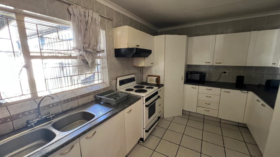 4 Bedroom Property for Sale in Kruinpark Mpumalanga