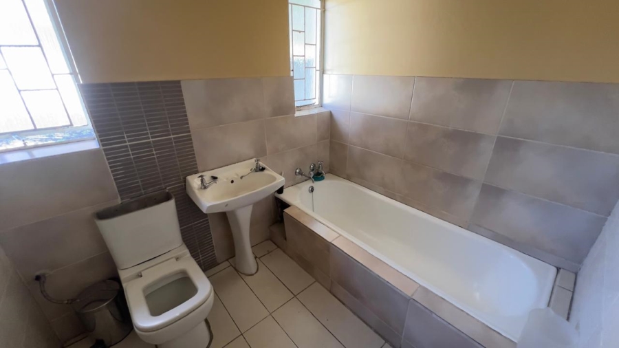 4 Bedroom Property for Sale in Kruinpark Mpumalanga