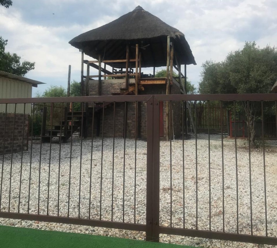 6 Bedroom Property for Sale in Marble Hall Mpumalanga