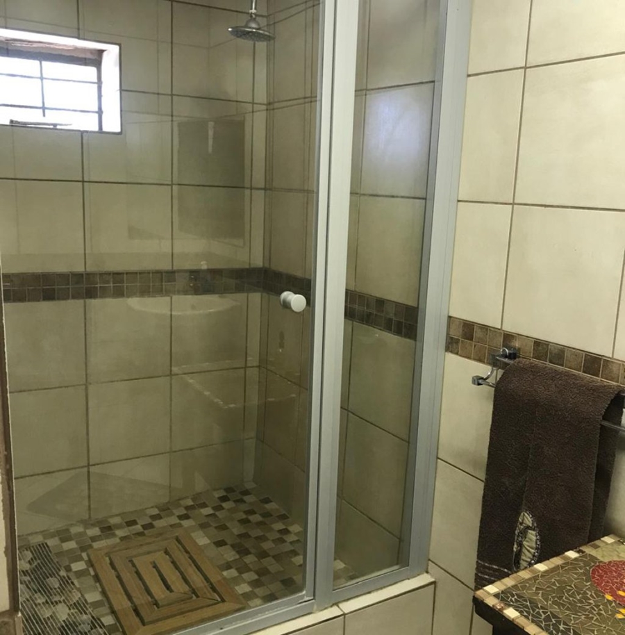 6 Bedroom Property for Sale in Marble Hall Mpumalanga