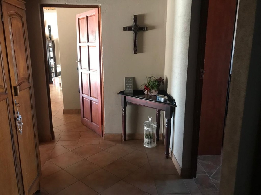 6 Bedroom Property for Sale in Marble Hall Mpumalanga
