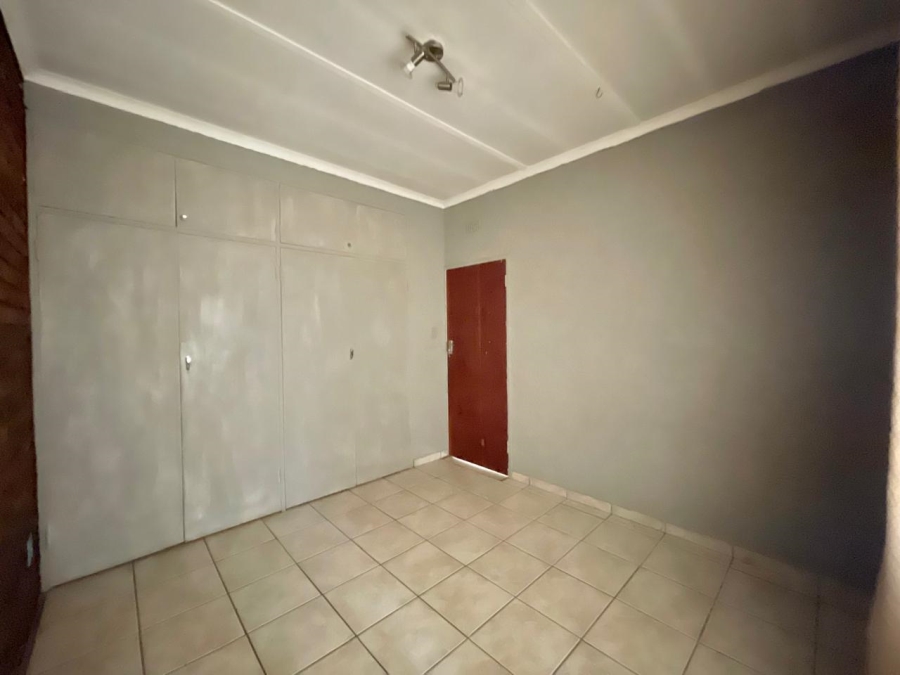 2 Bedroom Property for Sale in Middelburg Central Mpumalanga