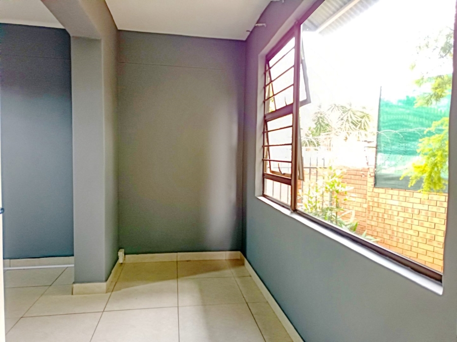 To Let 1 Bedroom Property for Rent in White River Mpumalanga