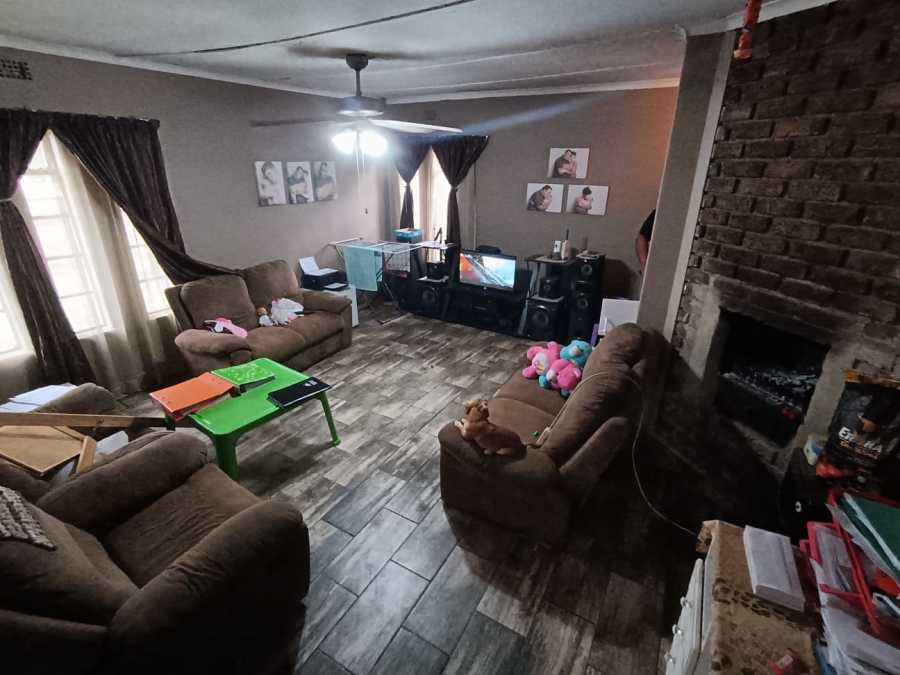 3 Bedroom Property for Sale in Witbank Ext 41 Mpumalanga