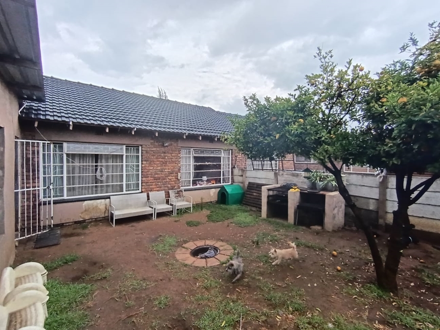 3 Bedroom Property for Sale in Witbank Ext 41 Mpumalanga