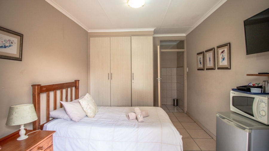 9 Bedroom Property for Sale in Secunda Mpumalanga