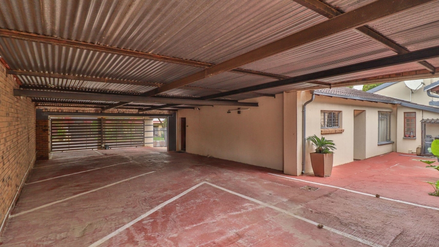 9 Bedroom Property for Sale in Secunda Mpumalanga