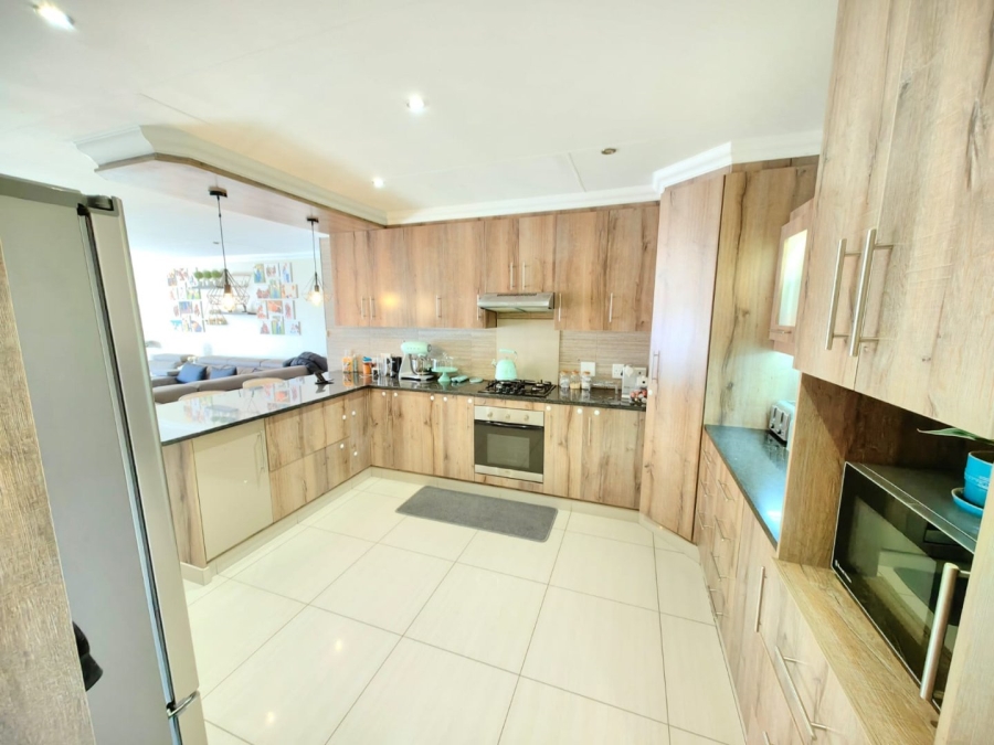 3 Bedroom Property for Sale in Noordrand Mpumalanga