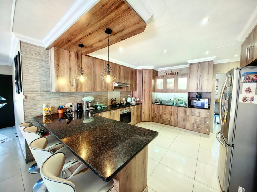 3 Bedroom Property for Sale in Noordrand Mpumalanga