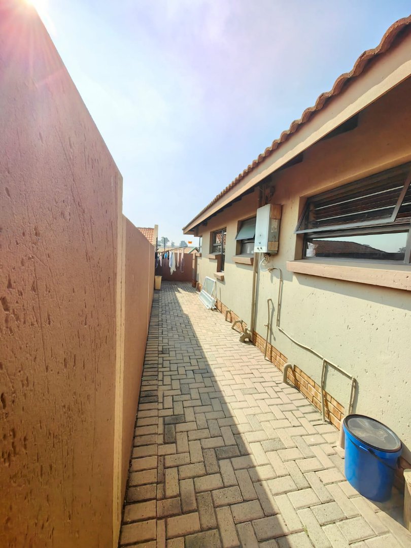 3 Bedroom Property for Sale in Noordrand Mpumalanga