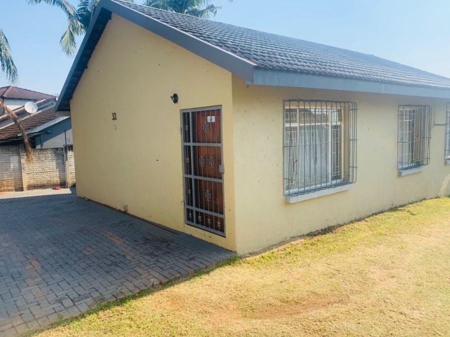  Bedroom Property for Sale in Sonheuwel Ext 1 Mpumalanga