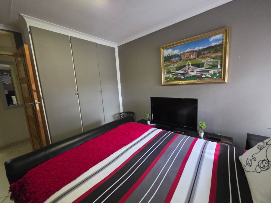 3 Bedroom Property for Sale in Cosmosrand Mpumalanga