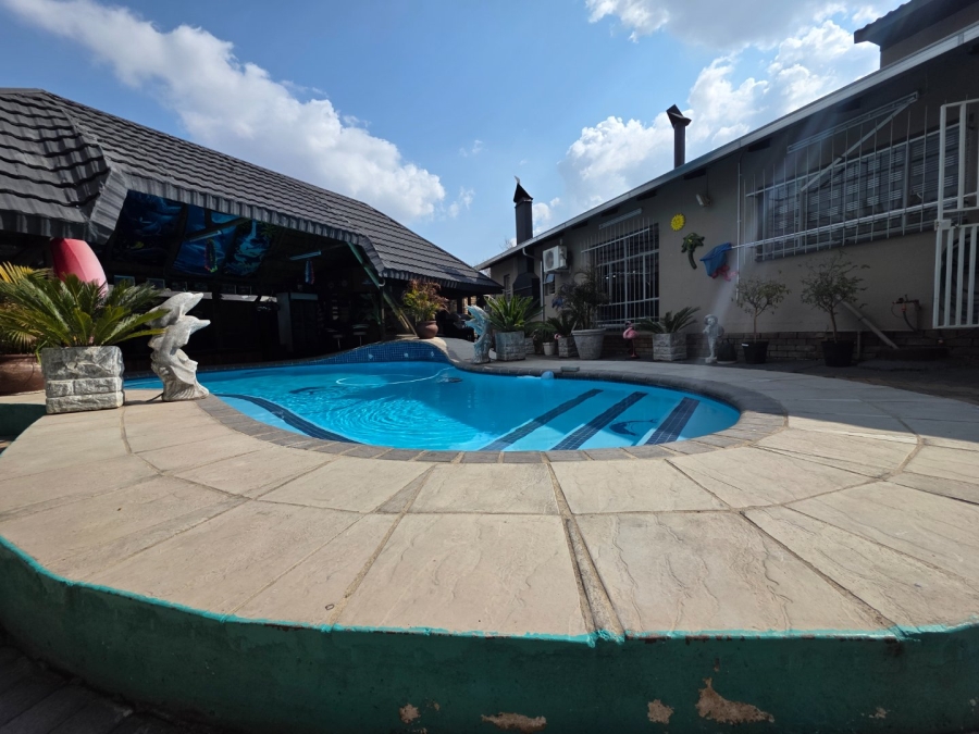 3 Bedroom Property for Sale in Cosmosrand Mpumalanga