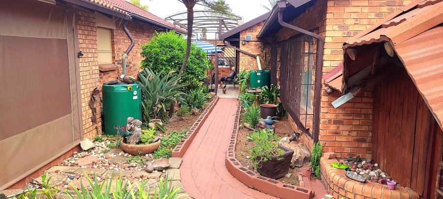 3 Bedroom Property for Sale in Reyno Ridge Mpumalanga