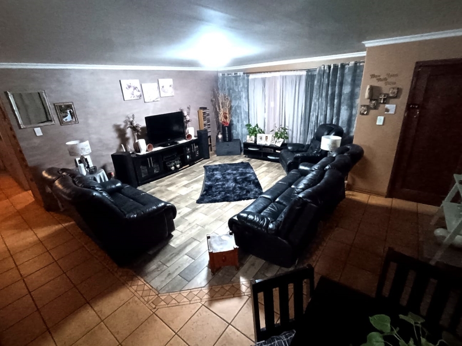 3 Bedroom Property for Sale in Reyno Ridge Mpumalanga