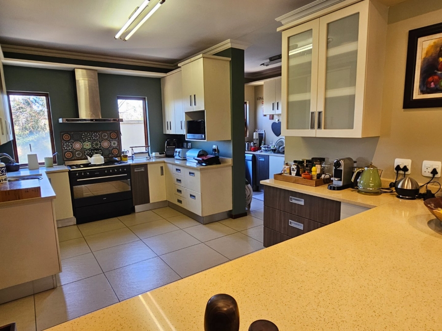 5 Bedroom Property for Sale in Wild Fig Country Estate Mpumalanga