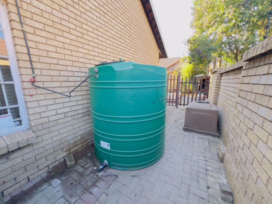 To Let 4 Bedroom Property for Rent in Reyno Ridge Mpumalanga