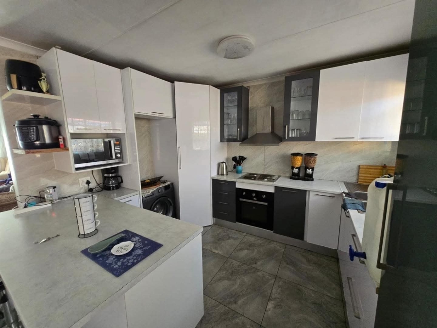3 Bedroom Property for Sale in Reyno Ridge Mpumalanga